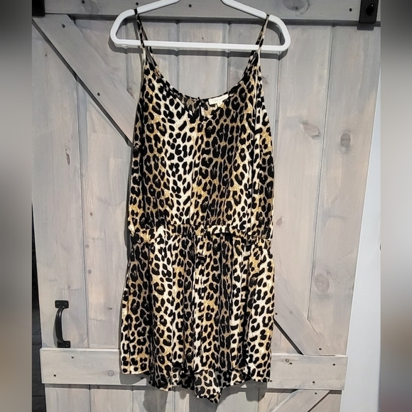 Loralette Leopard Print Spaghetti Strap Elastic Waist Romper Size 16 - Picture 1 of 9